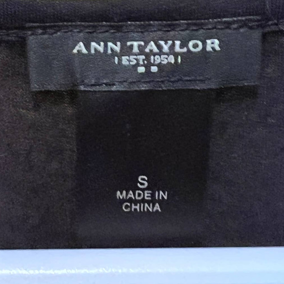 Ann Taylor Short Cap Sleeved Cowl Neck Small Sequined Dress Shirt - Picture 4 of 11